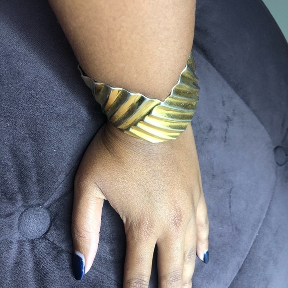 Vintage gold plated cuff - Picture 2 of 4